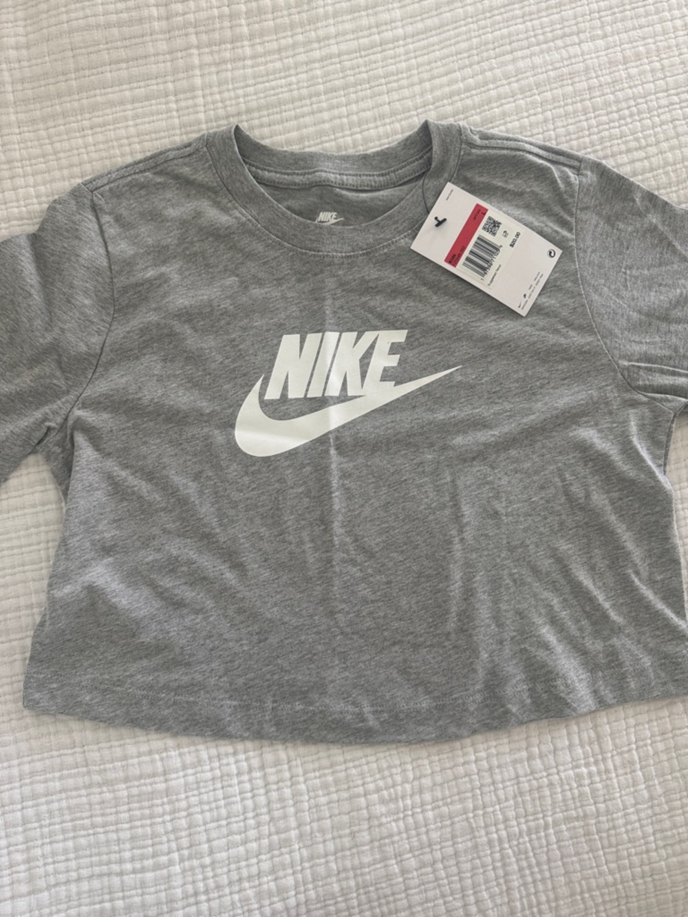 Nike Girls crop Gray Short Sleeve Tee
